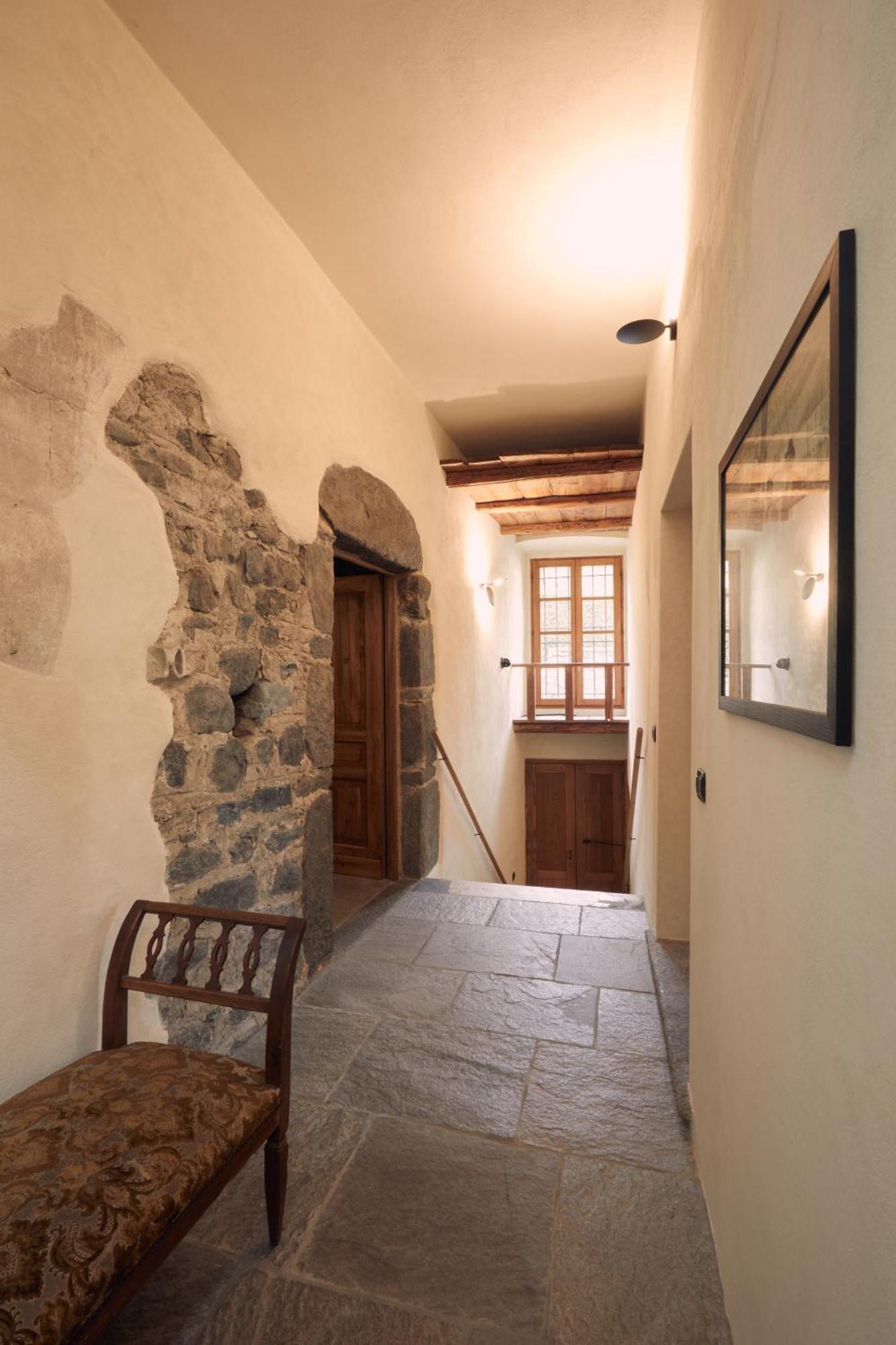 Bed and Breakfast Le Corti Dei Sassi Berbenno di Valtellina Exterior foto